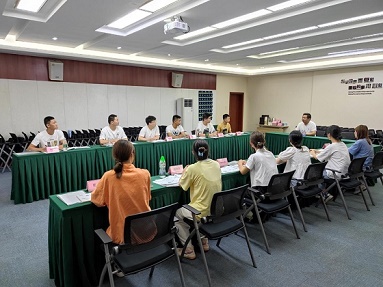 集團(tuán)人力資源部、零管中心聯(lián)合舉辦新員工入職培訓(xùn)